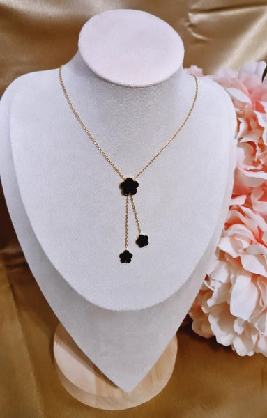 Collier en acier inoxydable trèfles noirs pendants