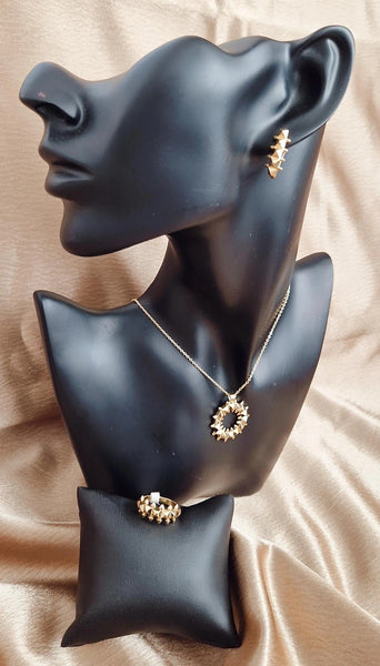 Ensemble Collier + boucles d'oreilles + bague assortis cercles pics