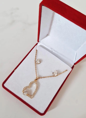 Coffret collier en acier inoxydable coeur et strass avec boucles d'oreilles