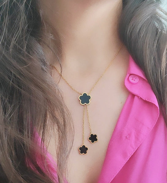 Collier en acier inoxydable trèfles noirs pendants