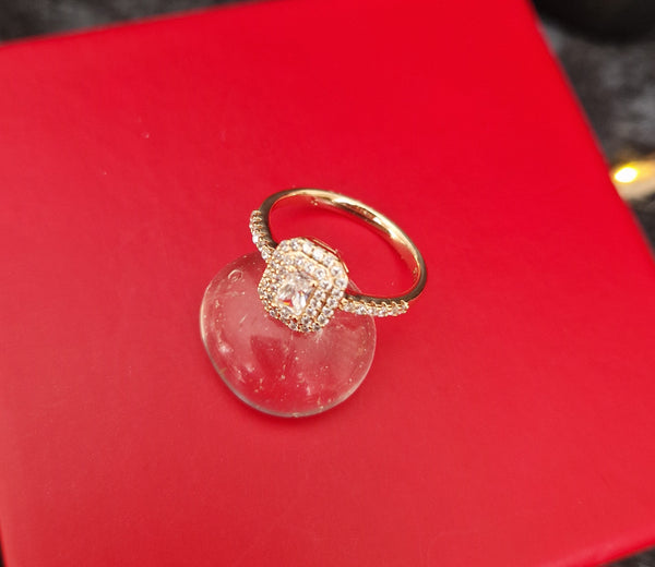 Bague en acier inoxydable solitaire carré et strass