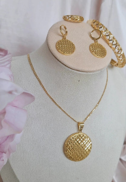 Ensemble Collier + jonc + bague + boucles d'oreilles assorties en acier inoxydable rond ajouré