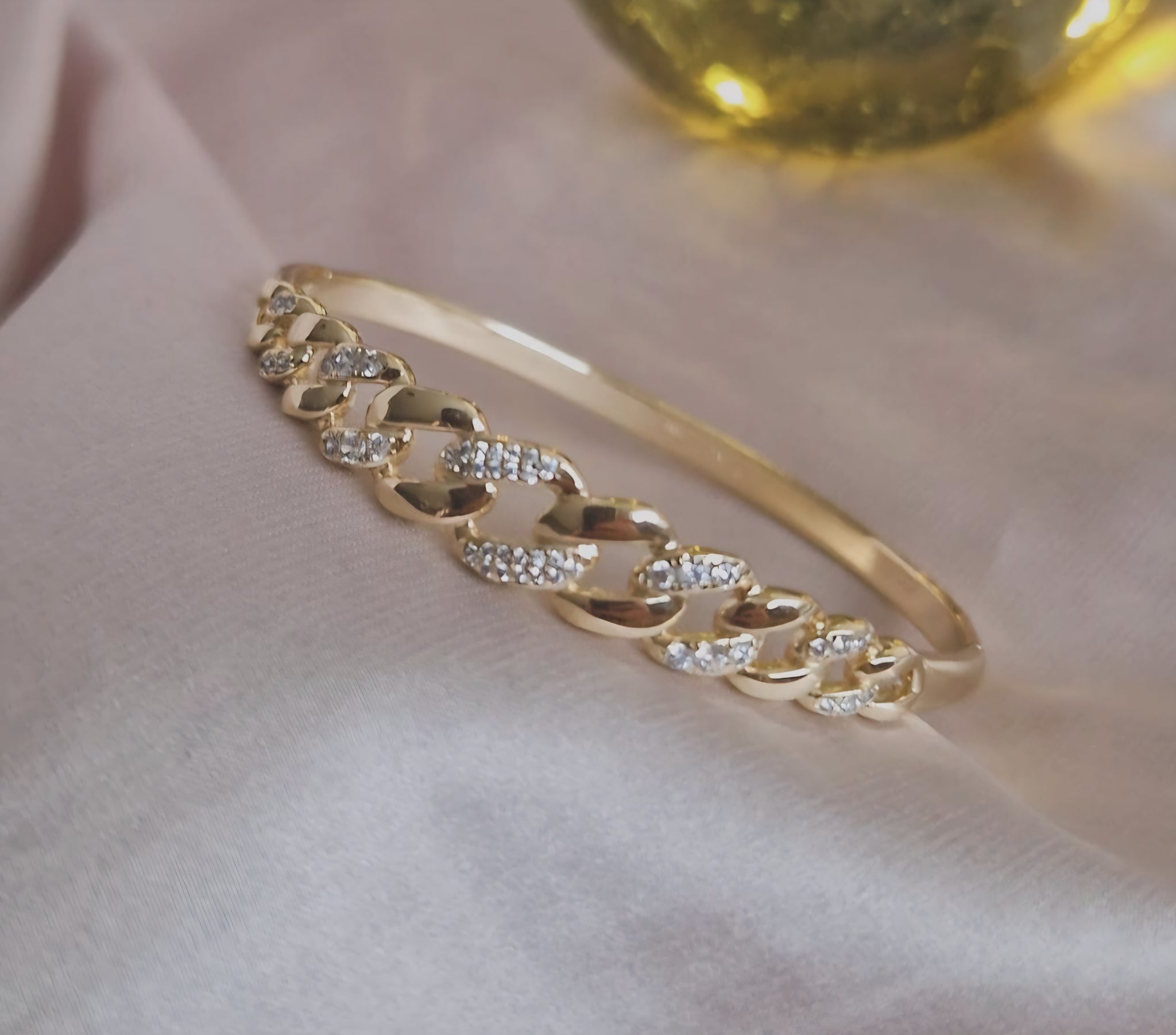 Bracelet jonc maille et strass