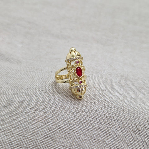 Bague avec empiècement beldi pierre rouge