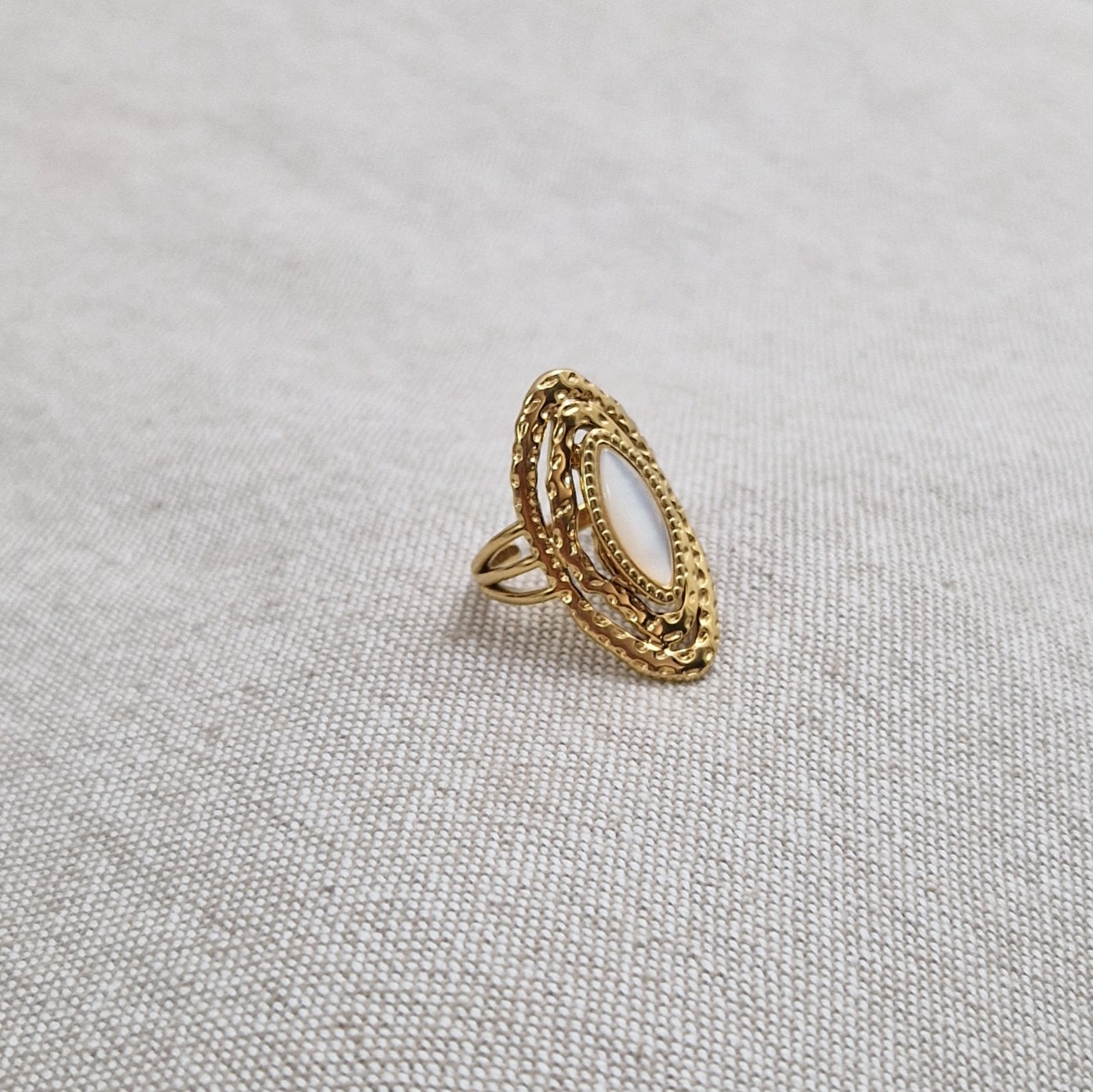 Bague ajustable en acier inoxydable bohème longue pierre blanche nacrée