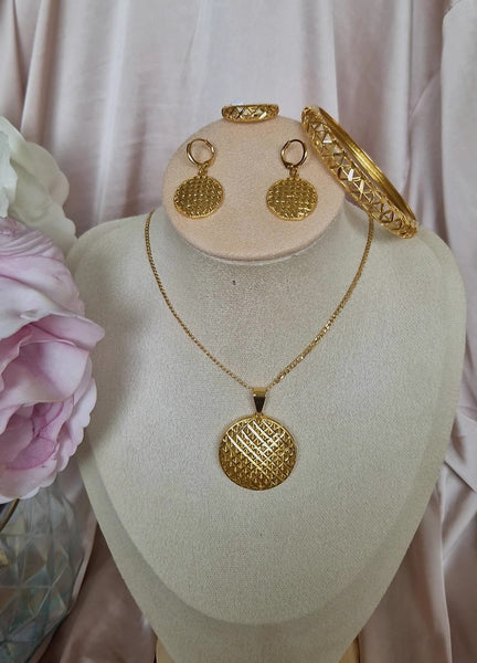 Ensemble Collier + jonc + bague + boucles d'oreilles assorties en acier inoxydable rond ajouré