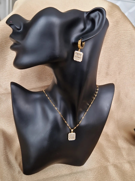 Ensemble en acier inoxydable Collier + boucles d'oreilles carré de perles