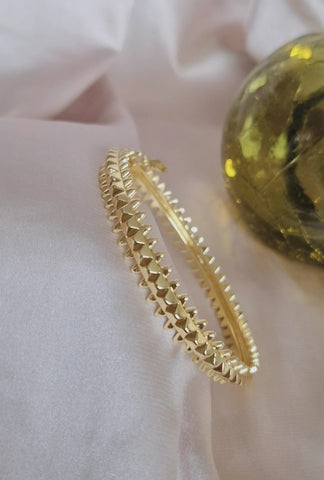 Bracelet jonc pics (vendu a l'unité)